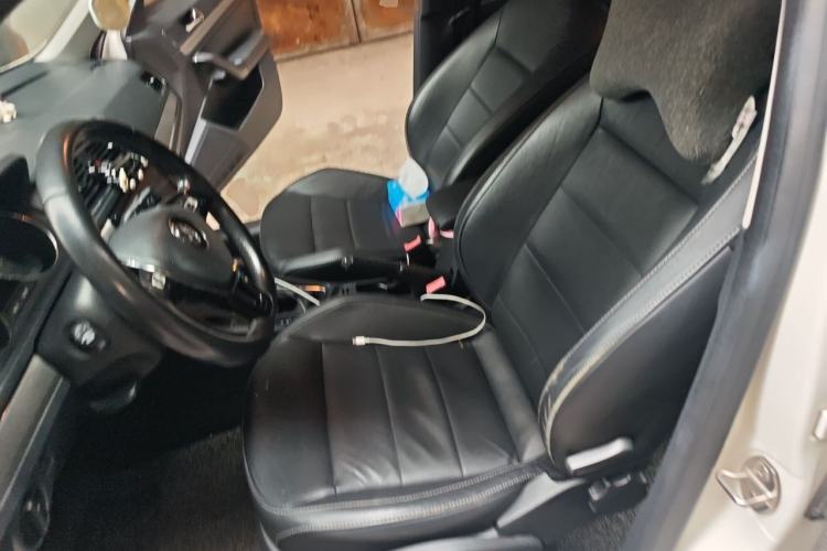 Used Volkswagen Lavida 2015 1.6L Automatic Comfort Edition Left Front Seat
