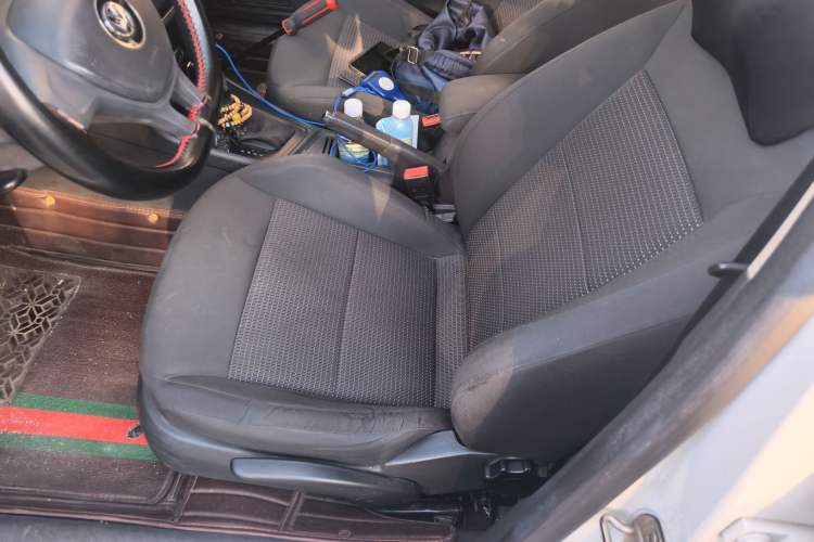 Used Volkswagen Lavida 2015 1.6L Automatic Fashion Edition Left Front Seat