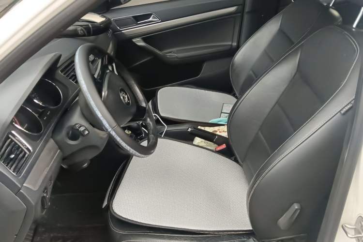 Used Volkswagen Lavida 2015 1.6L Automatic Comfort Edition Left Front Seat