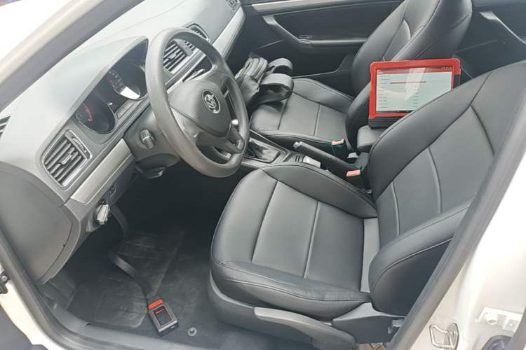 Used Volkswagen Lavida 2015 1.6L Automatic Fashion Edition Left Front Seat
