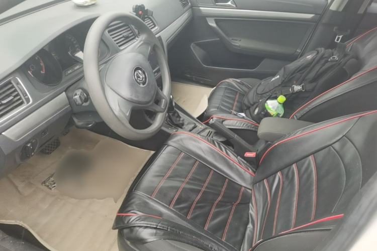 Used Volkswagen Lavida 2015 1.6L Automatic Fashion Edition Left Front Seat