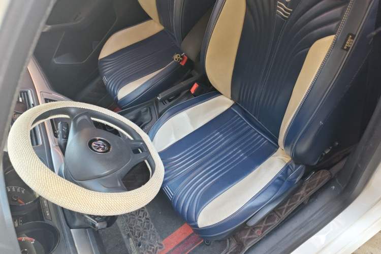 Used Volkswagen Lavida 2015 1.6L Automatic Fashion Edition Left Front Seat