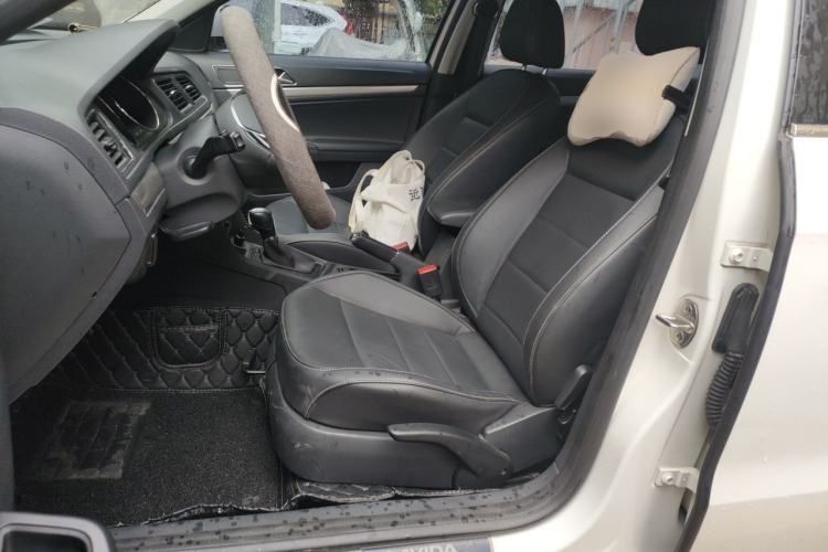 Used Volkswagen Lavida 2015 1.6L Automatic Comfort Edition Left Front Seat