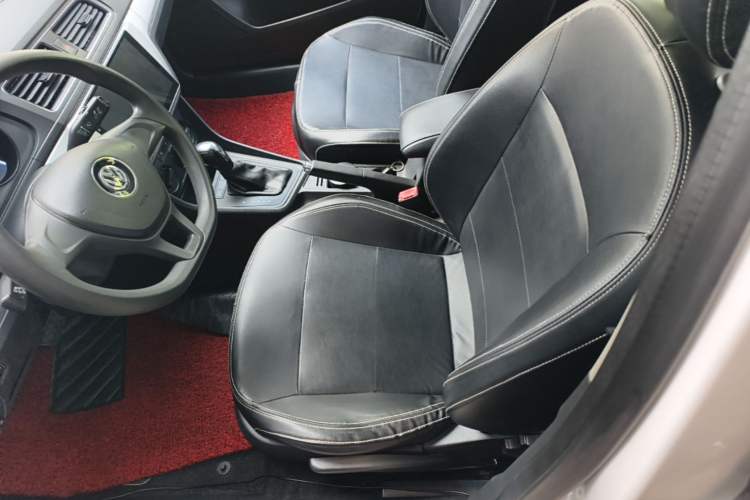 Used Volkswagen Lavida 2015 1.6L Automatic Fashion Edition Left Front Seat