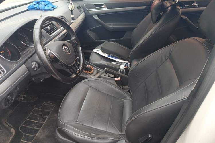 Used Volkswagen Lavida 2015 1.6L Automatic Comfort Edition Left Front Seat