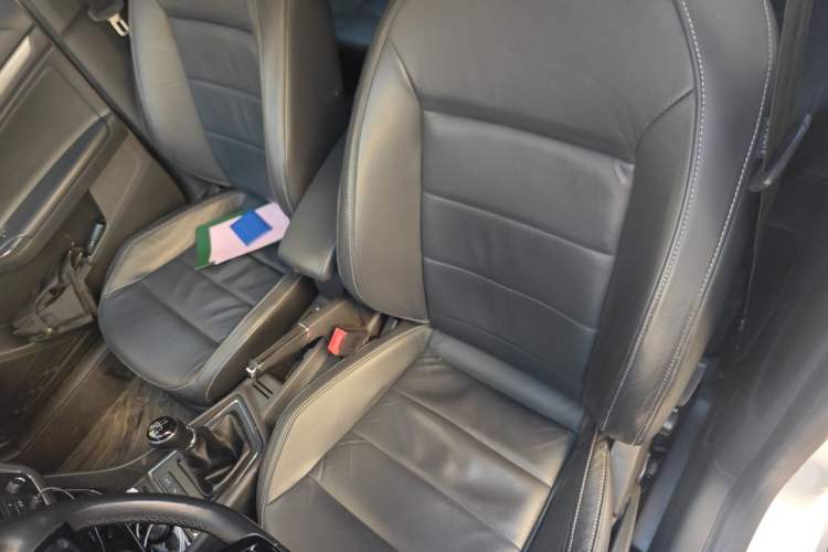 Used Volkswagen Lavida 2015 1.6L Manual Comfort Edition Left Front Seat