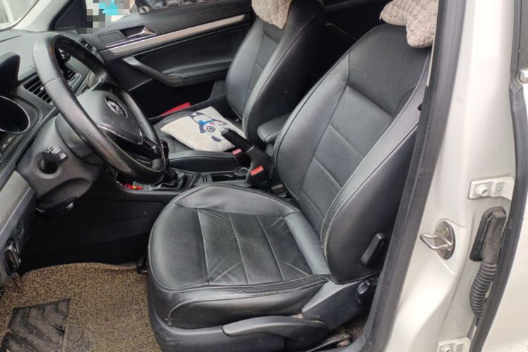Used Volkswagen Lavida 2015 1.6L Manual Comfort Edition Left Front Seat