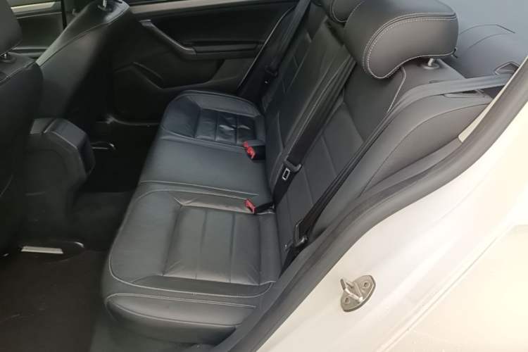 Used Volkswagen Lavida 2015 1.6L Automatic Comfort Edition Left Rear Seat