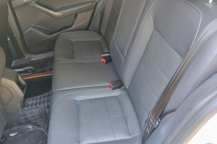 Used Volkswagen Lavida 2015 1.6L Automatic Comfort Edition Left Rear Seat