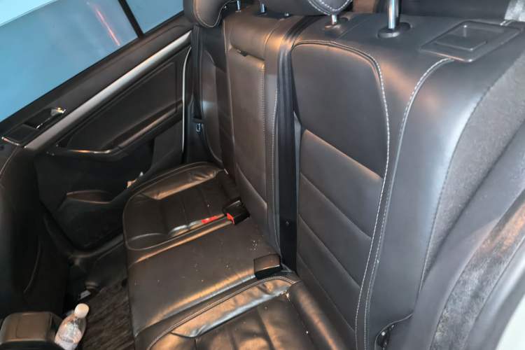 Used Volkswagen Lavida 2015 1.6L Automatic Comfort Edition Left Rear Seat