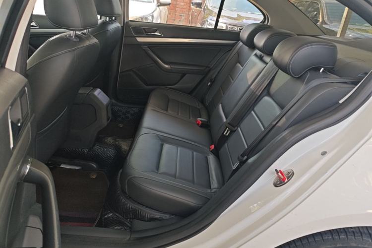 Used Volkswagen Lavida 2015 1.6L Automatic Comfort Edition Left Rear Seat