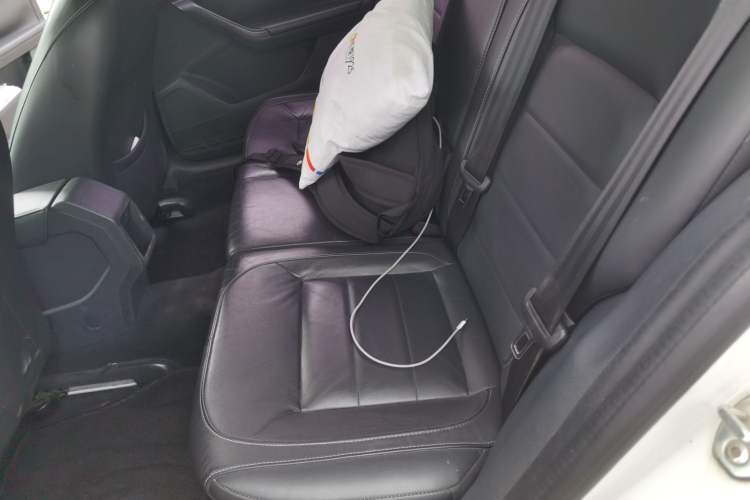 Used Volkswagen Lavida 2015 1.6L Automatic Comfort Edition Left Rear Seat