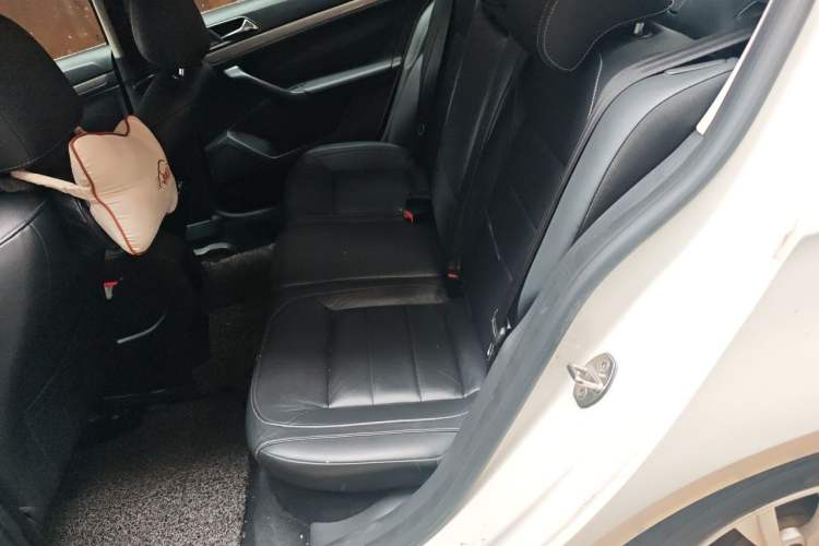 Used Volkswagen Lavida 2015 1.6L Automatic Comfort Edition Left Rear Seat