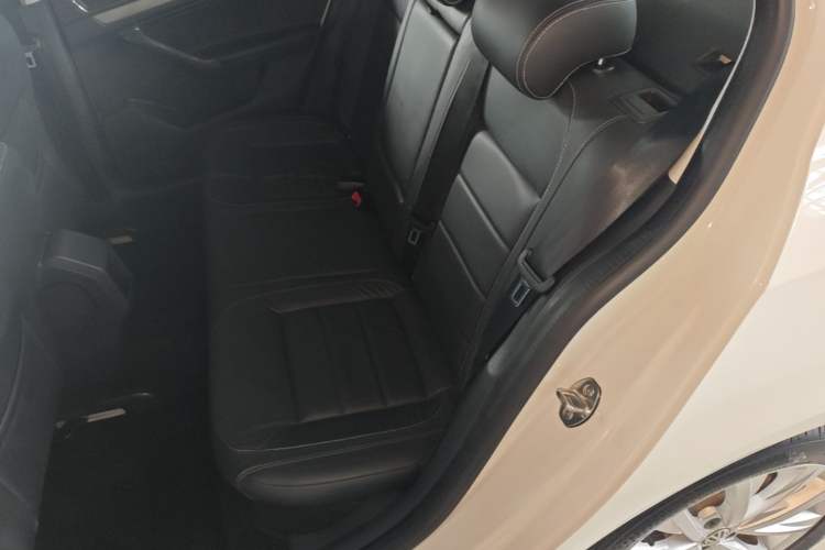 Used Volkswagen Lavida 2015 1.6L Automatic Comfort Edition Left Rear Seat