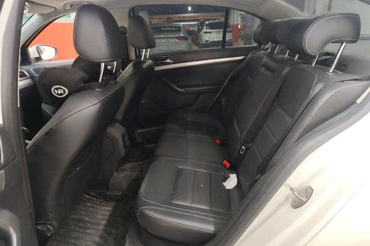 Used Volkswagen Lavida 2015 1.6L Automatic Comfort Edition Left Rear Seat