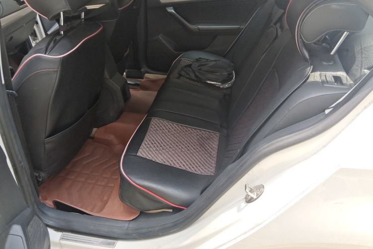 Used Volkswagen Lavida 2015 1.6L Manual Comfort Edition Left Rear Seat