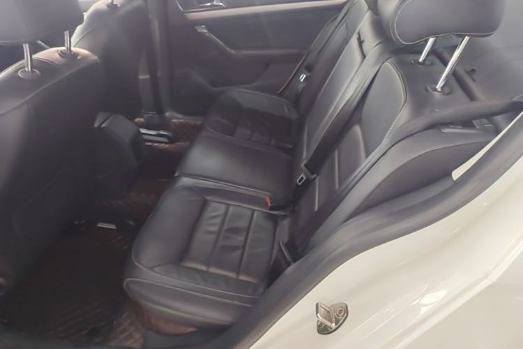 Used Volkswagen Lavida 2015 1.6L Automatic Comfort Edition Left Rear Seat