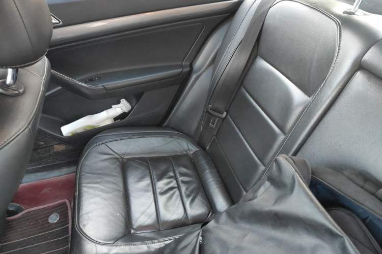 Used Volkswagen Lavida 2015 1.6L Manual Comfort Edition Left Rear Seat