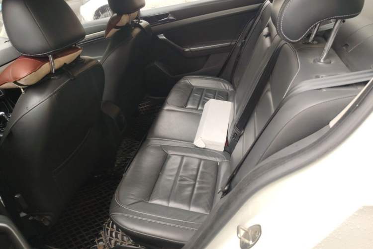 Used Volkswagen Lavida 2015 1.6L Automatic Comfort Edition Left Rear Seat