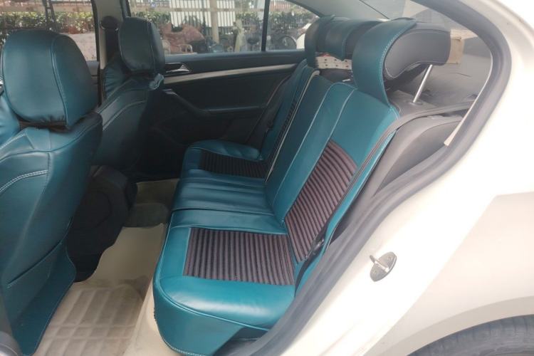 Used Volkswagen Lavida 2015 1.6L Manual Comfort Edition Left Rear Seat
