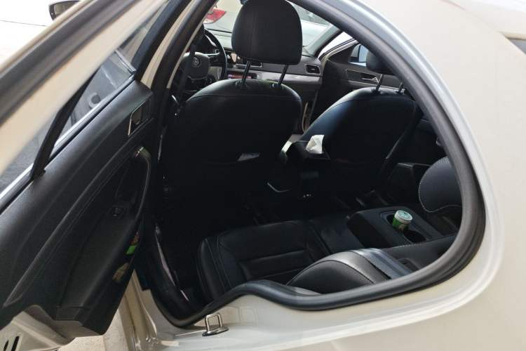 Used Volkswagen Lavida 2015 1.6L Automatic Comfort Edition Left Rear Seat