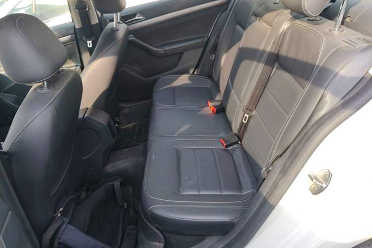 Used Volkswagen Lavida 2015 1.6L Automatic Comfort Edition Left Rear Seat