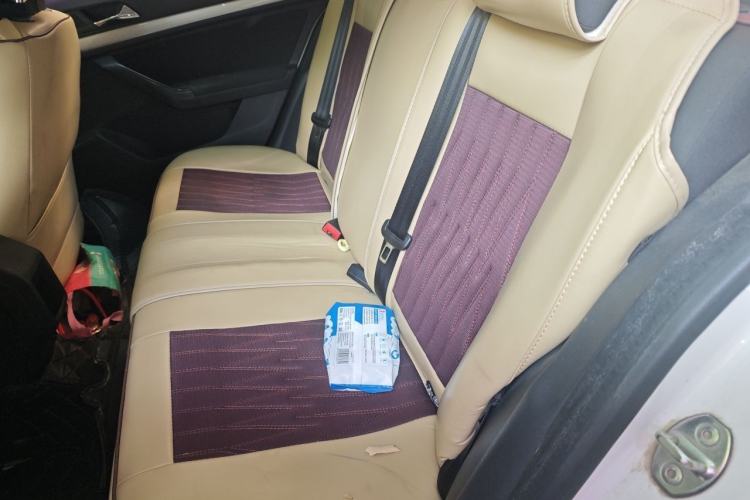 Used Volkswagen Lavida 2015 1.6L Manual Fashion Edition Left Rear Seat