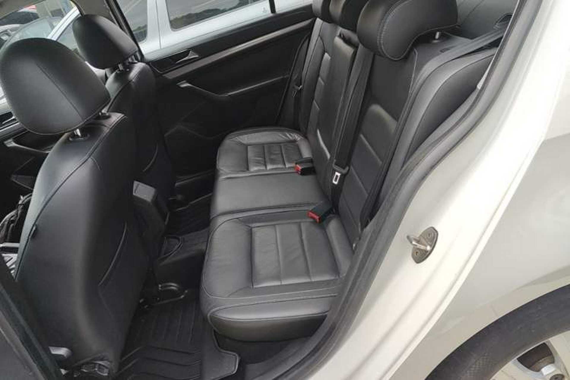 Used Volkswagen Lavida 2015 1.6L Automatic Comfort Edition Left Rear Seat