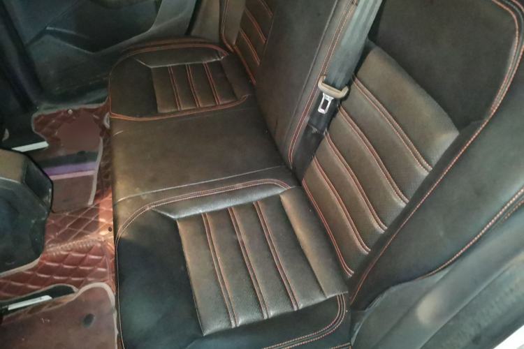 Used Volkswagen Lavida 2015 1.6L Manual Fashion Edition Left Rear Seat