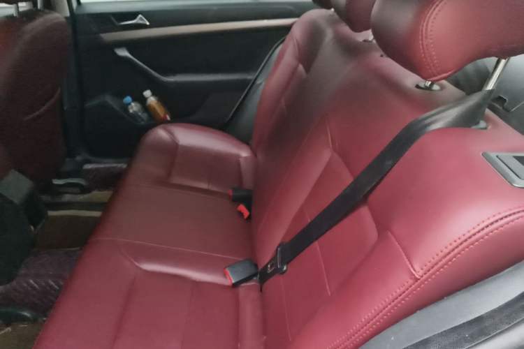 Used Volkswagen Lavida 2015 1.6L Manual Fashion Edition Left Rear Seat