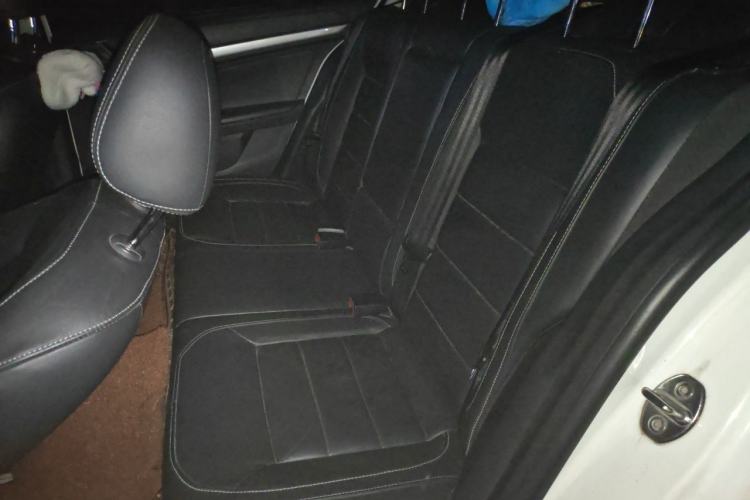 Used Volkswagen Lavida 2015 1.6L Manual Comfort Edition Left Rear Seat
