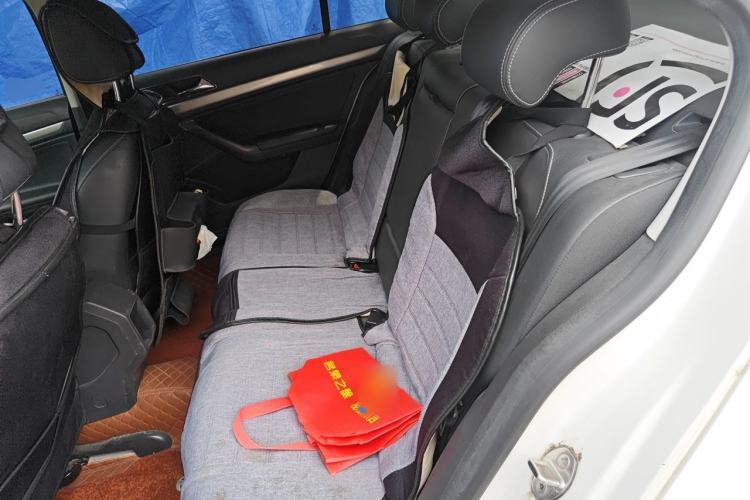 Used Volkswagen Lavida 2015 1.6L Automatic Comfort Edition Left Rear Seat
