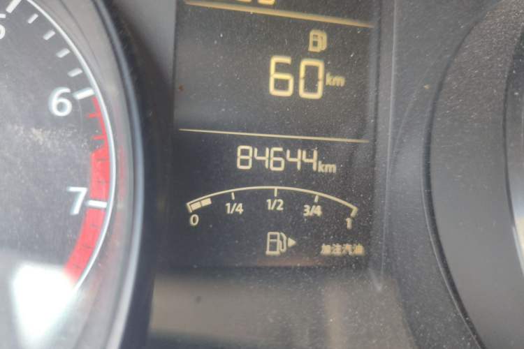 Used Volkswagen Lavida 2015 1.6L Manual Fashion Edition Odometer Close Up