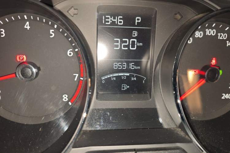 Used Volkswagen Lavida 2015 1.6L Automatic Comfort Edition Odometer Close Up
