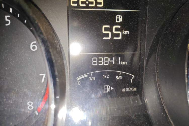 Used Volkswagen Lavida 2015 1.6L Manual Comfort Edition Odometer Close Up
