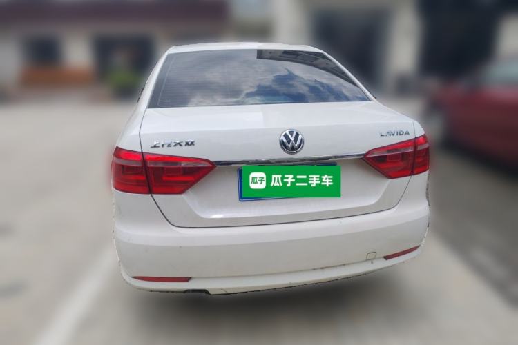 Used Volkswagen Lavida 2015 1.6L Automatic Fashion Edition Rear