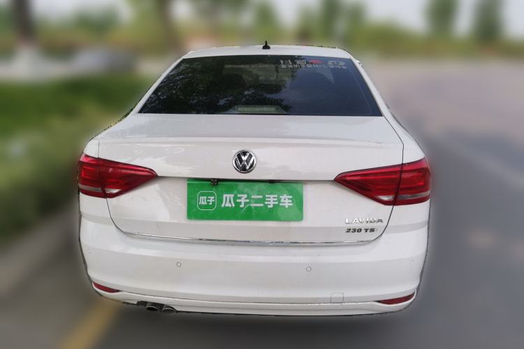 Used Volkswagen Lavida 2015 1.6L Manual Comfort Edition Rear