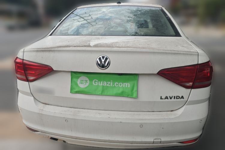 Used Volkswagen Lavida 2015 1.6L Manual Fashion Edition Rear