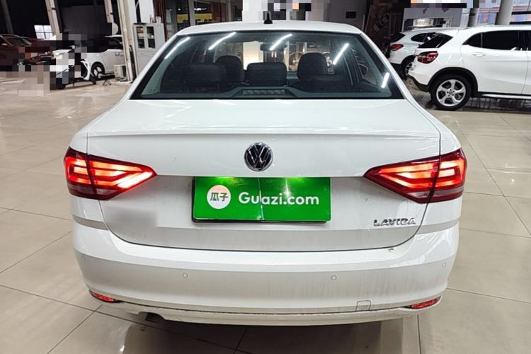 Used Volkswagen Lavida 2015 1.6L Manual Fashion Edition Rear