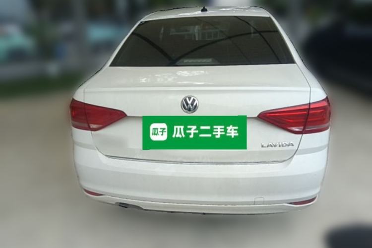 Used Volkswagen Lavida 2015 1.6L Manual Comfort Edition Rear