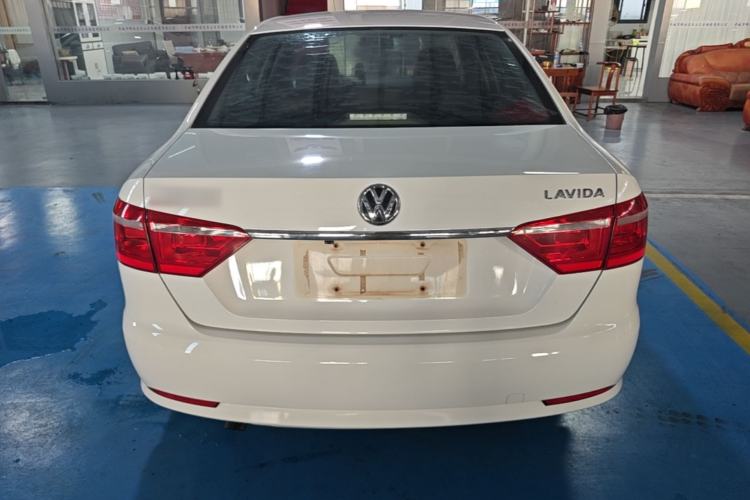 Used Volkswagen Lavida 2015 1.6L Automatic Fashion Edition Rear