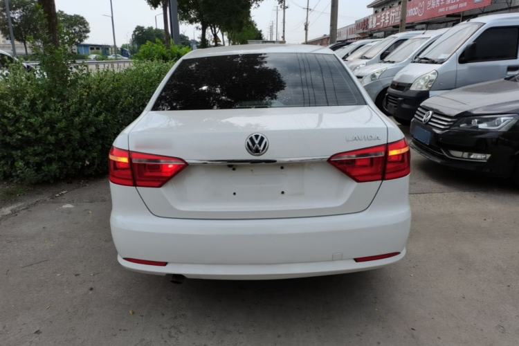 Used Volkswagen Lavida 2015 1.6L Automatic Fashion Edition Rear