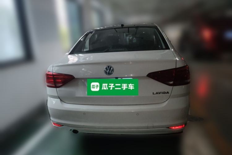 Used Volkswagen Lavida 2015 1.6L Automatic Fashion Edition Rear