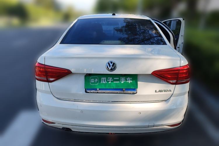 Used Volkswagen Lavida 2015 1.6L Manual Comfort Edition Rear