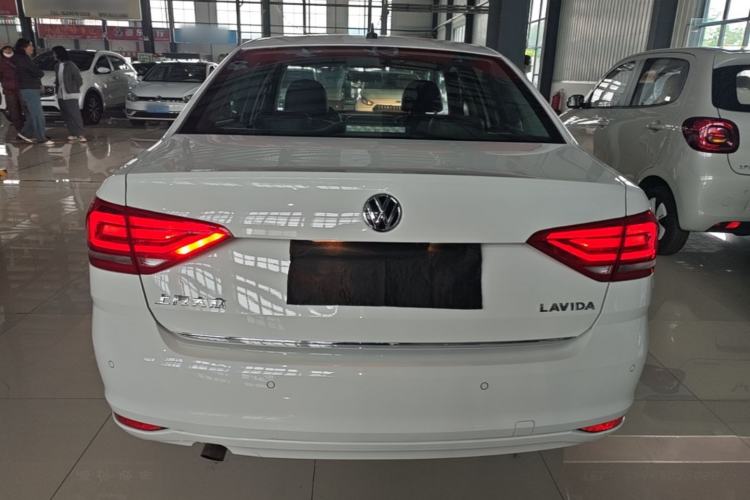 Used Volkswagen Lavida 2015 1.6L Automatic Comfort Edition Rear