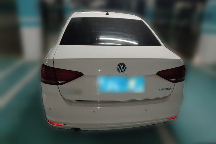 Used Volkswagen Lavida 2015 1.6L Manual Comfort Edition Rear