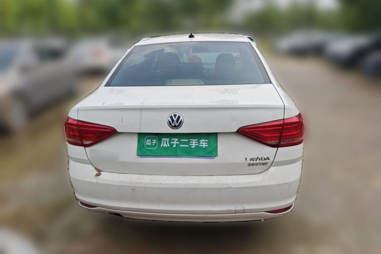 Used Volkswagen Lavida 2015 1.6L Manual Fashion Edition Rear