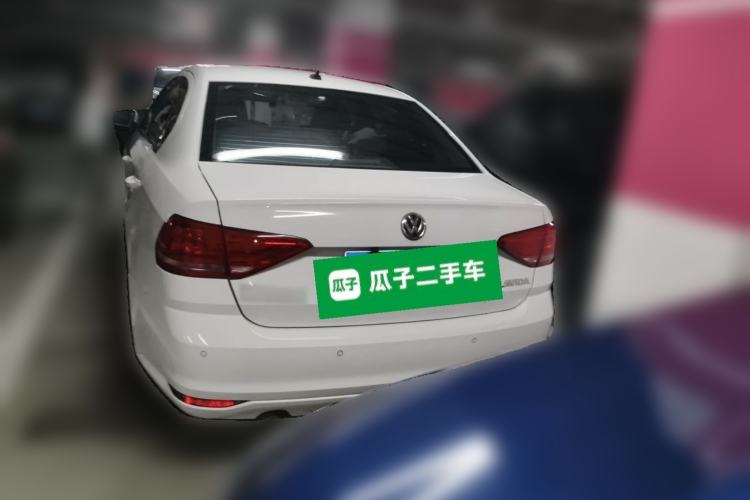 Used Volkswagen Lavida 2015 1.6L Automatic Comfort Edition Rear