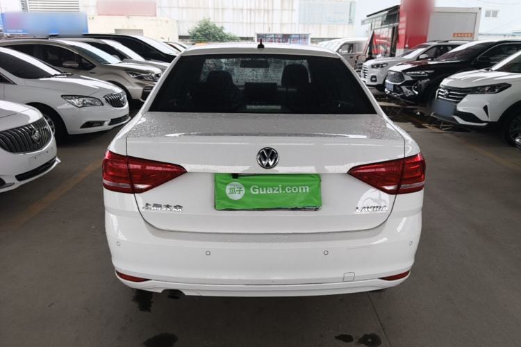 Used Volkswagen Lavida 2015 1.6L Manual Fashion Edition Rear