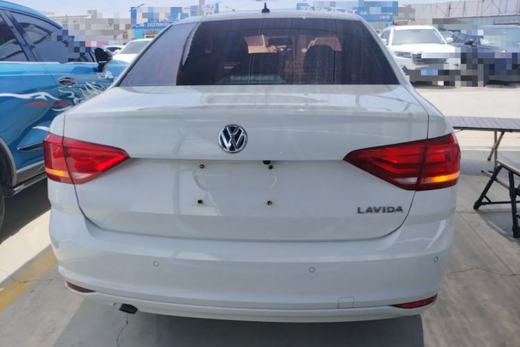 Used Volkswagen Lavida 2015 1.6L Automatic Fashion Edition Rear